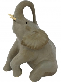 El&eacute;phanteau assis